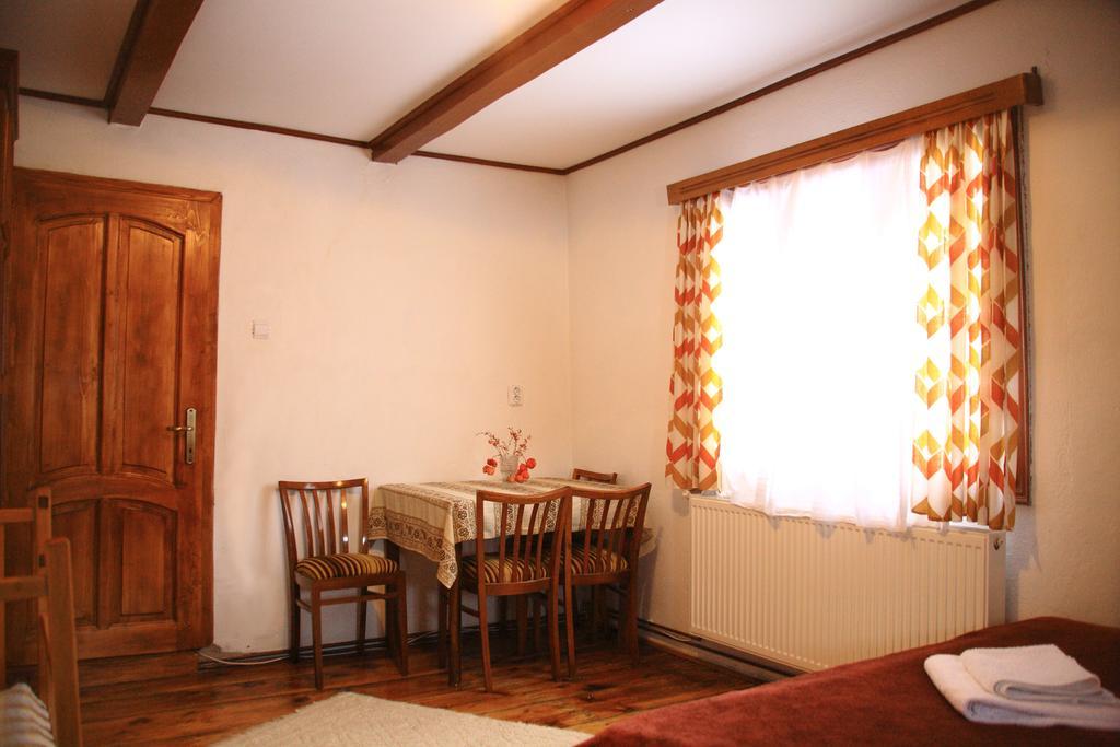 Cabana Bunicilor Rachitele Luaran gambar